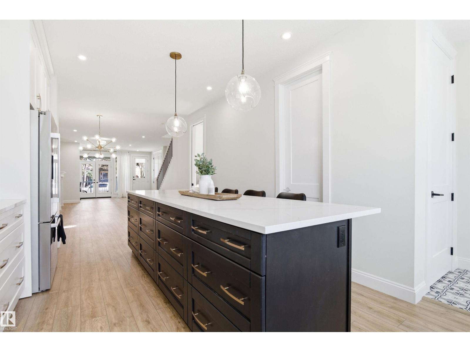 10430 143 ST NW, Edmonton