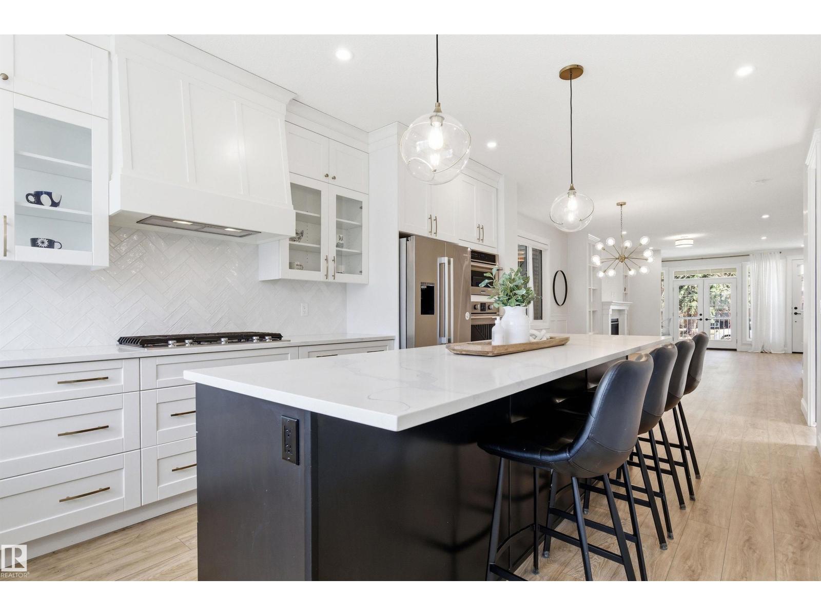 10430 143 ST NW, Edmonton