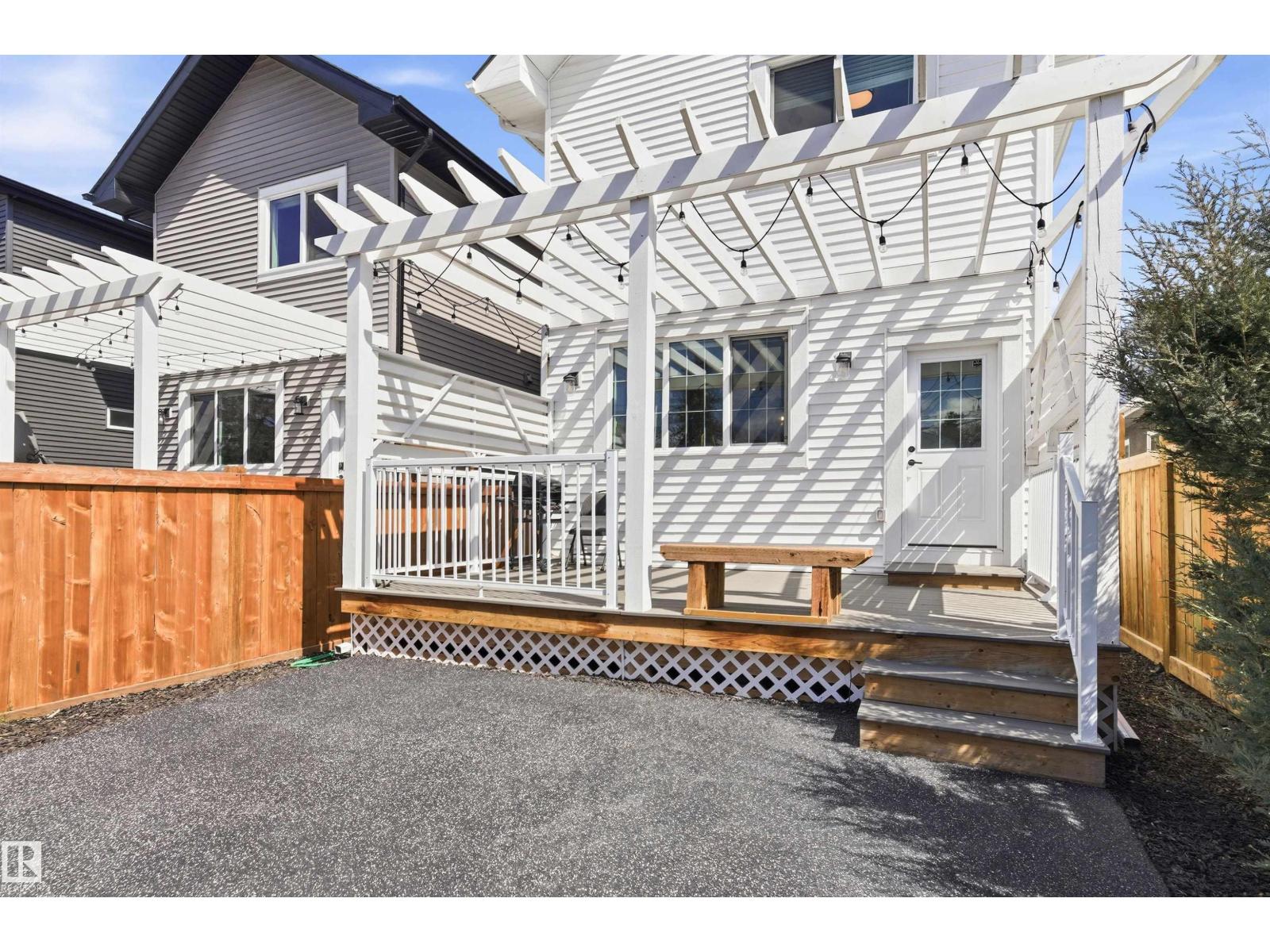 10430 143 ST NW, Edmonton