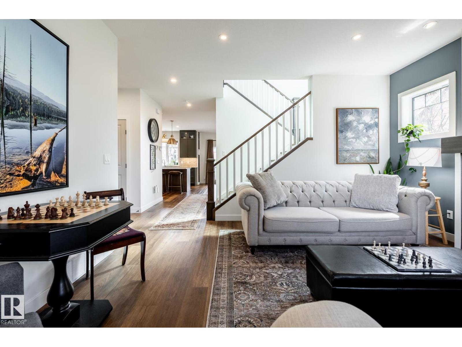 10923 130 ST NW, Edmonton