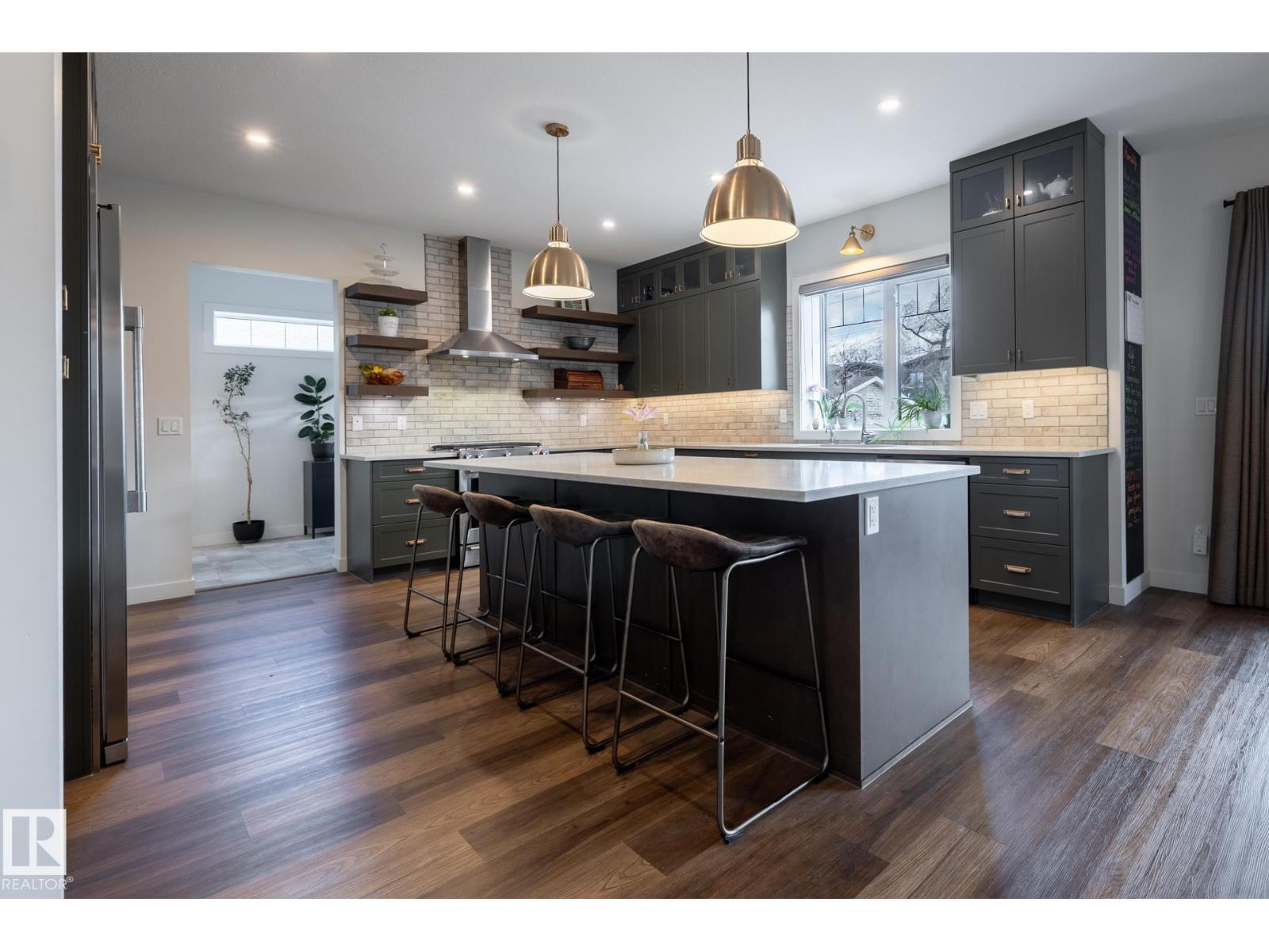 10923 130 ST NW, Edmonton