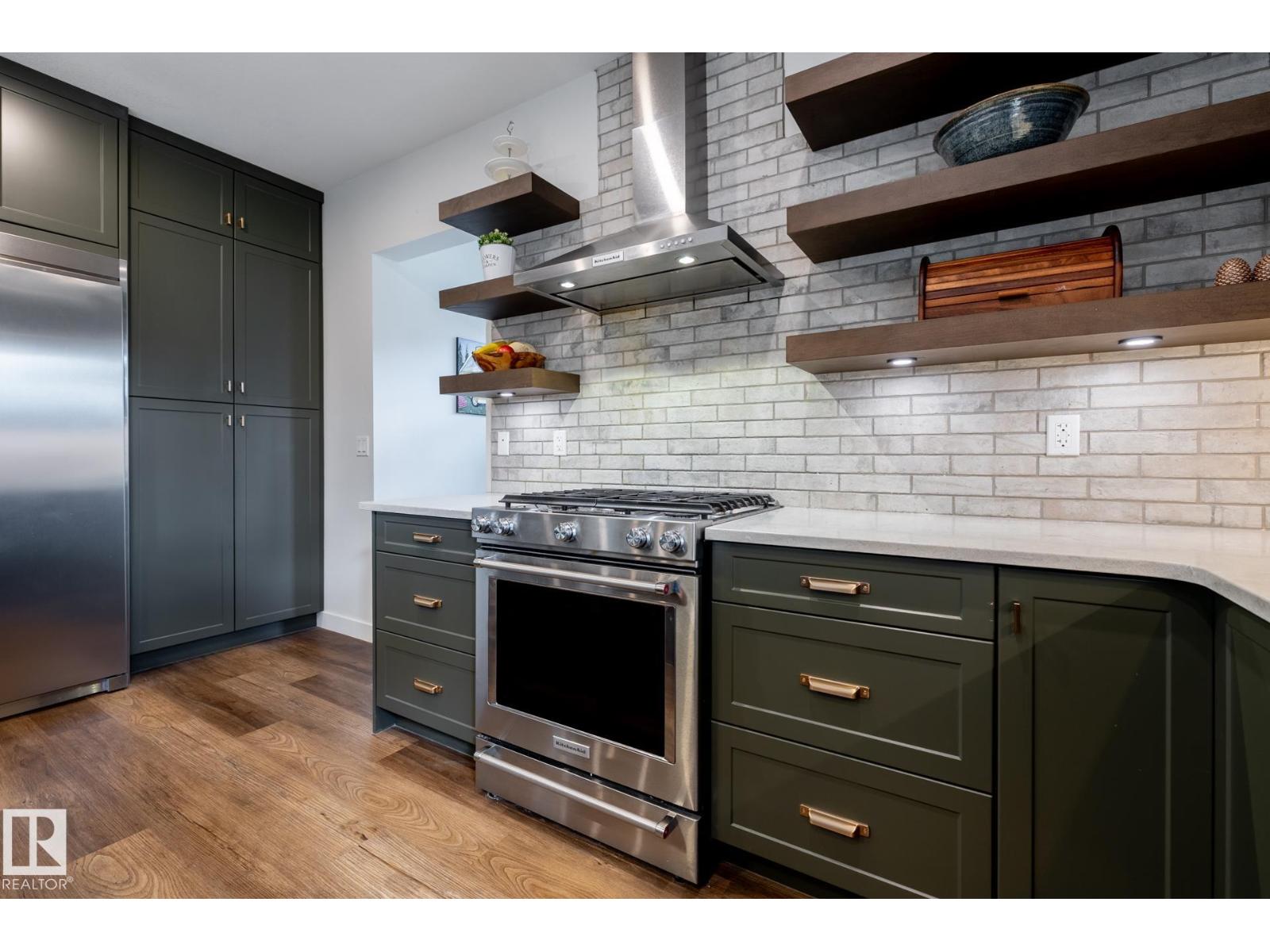 10923 130 ST NW, Edmonton
