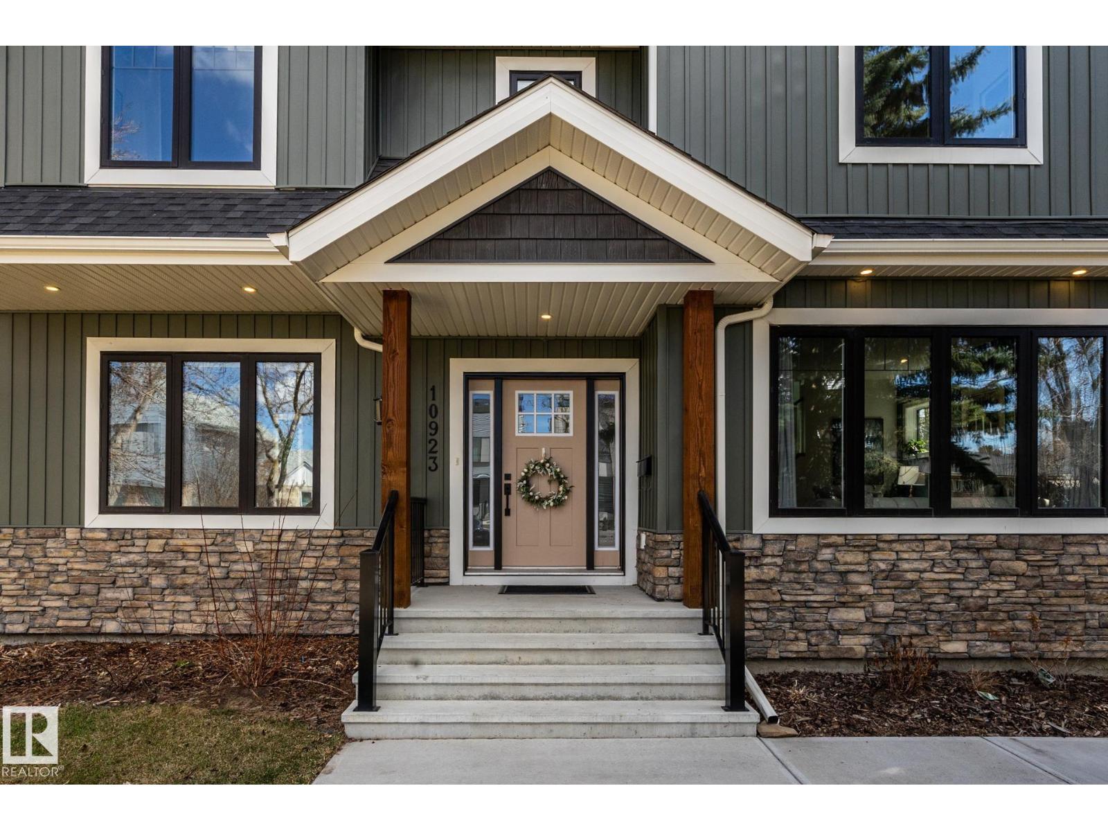 10923 130 ST NW, Edmonton