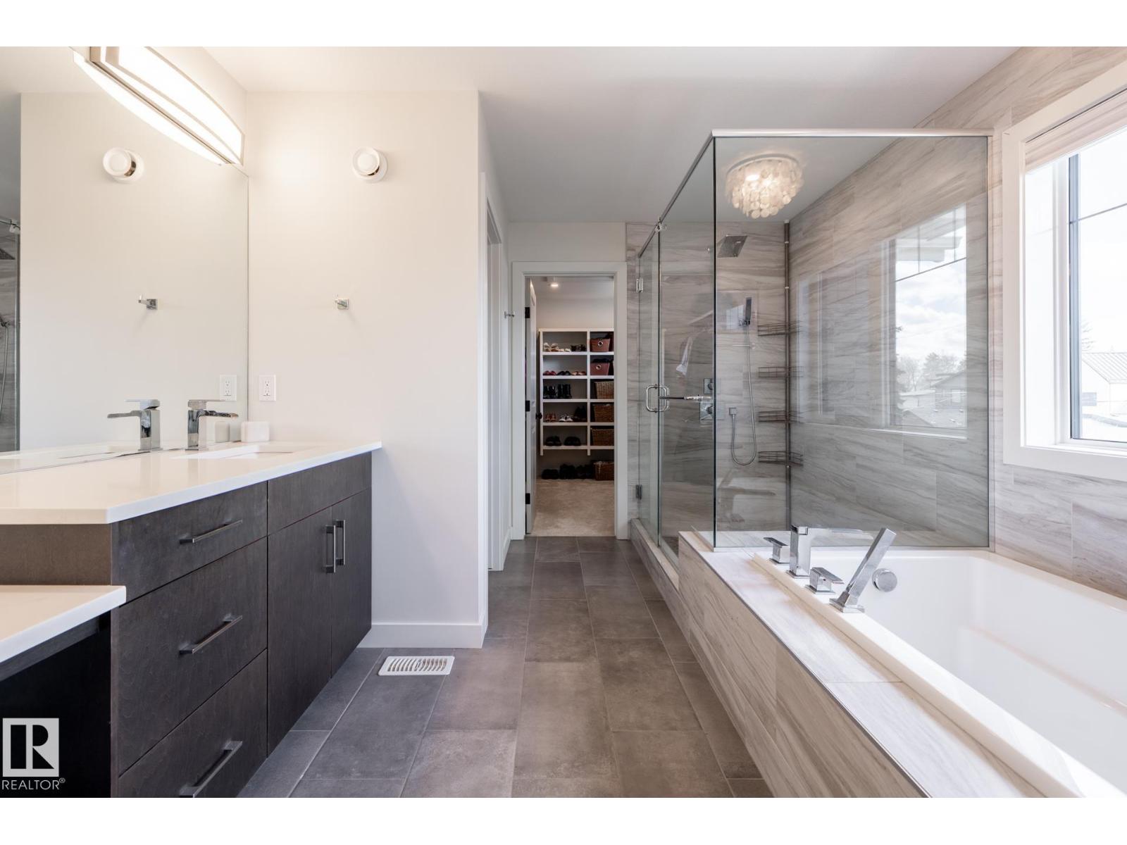 10923 130 ST NW, Edmonton