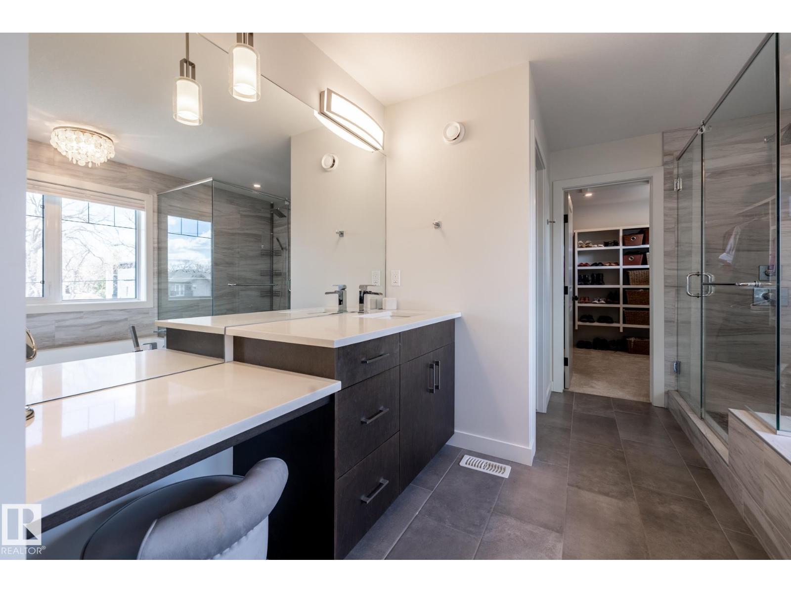 10923 130 ST NW, Edmonton