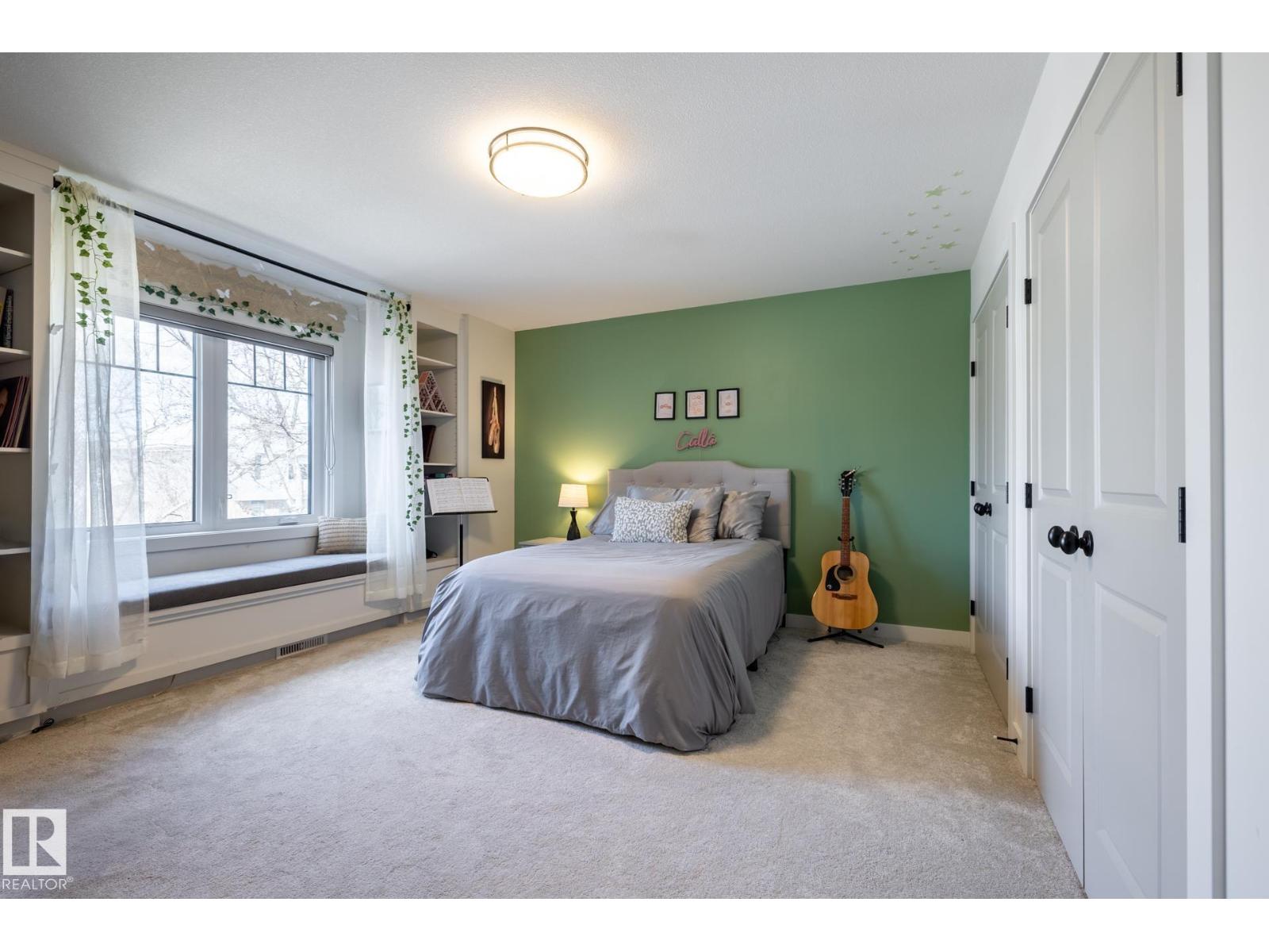 10923 130 ST NW, Edmonton