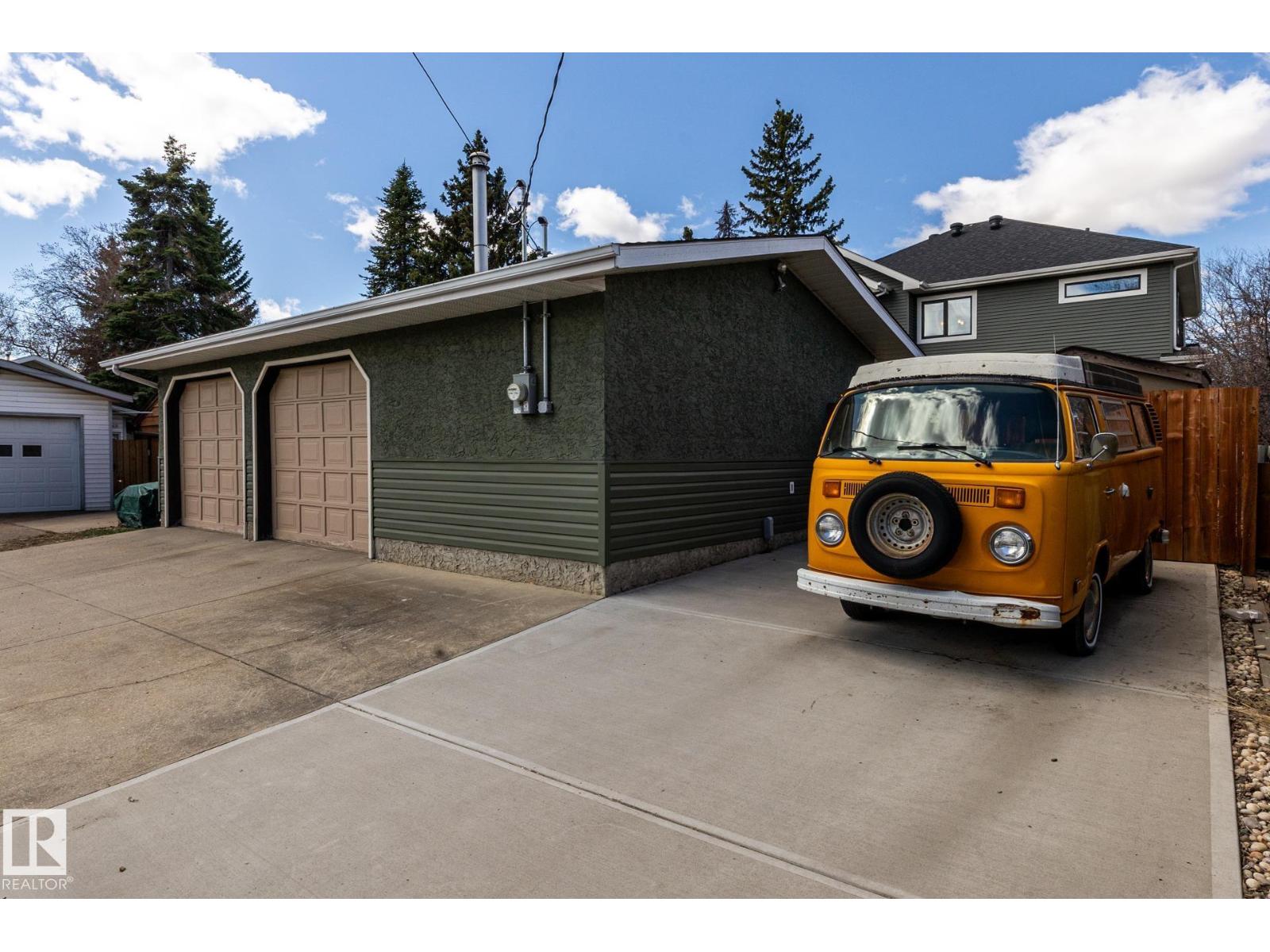10923 130 ST NW, Edmonton