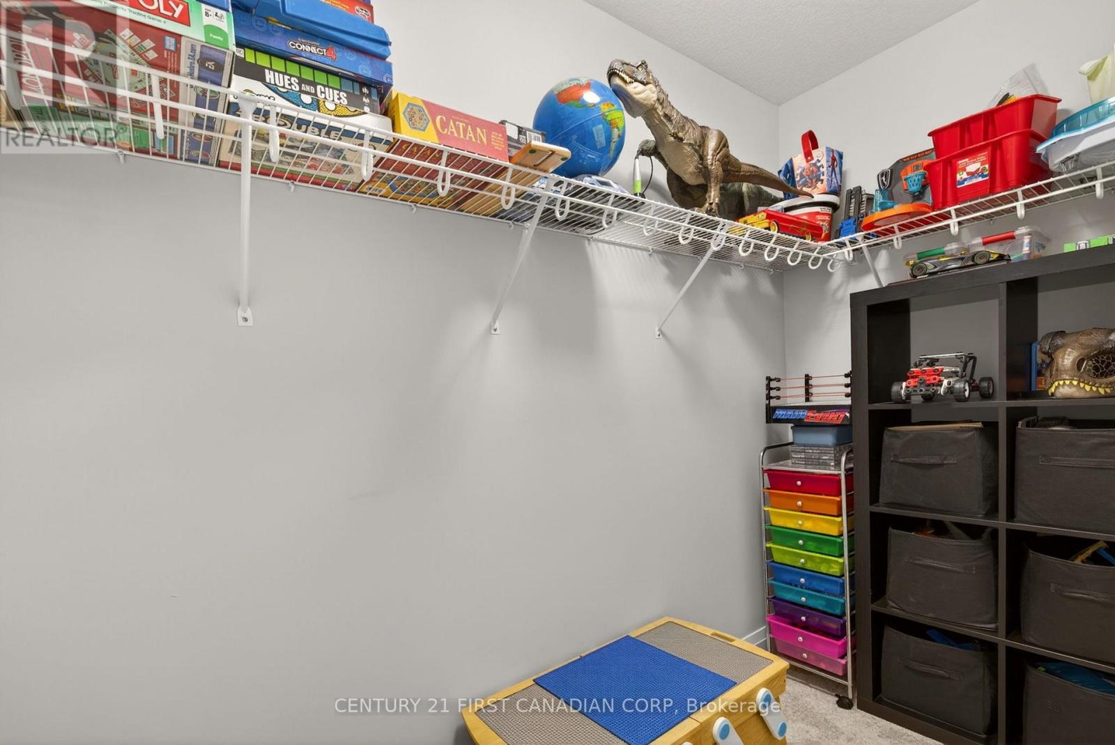 20 LOCKY LANE - 34