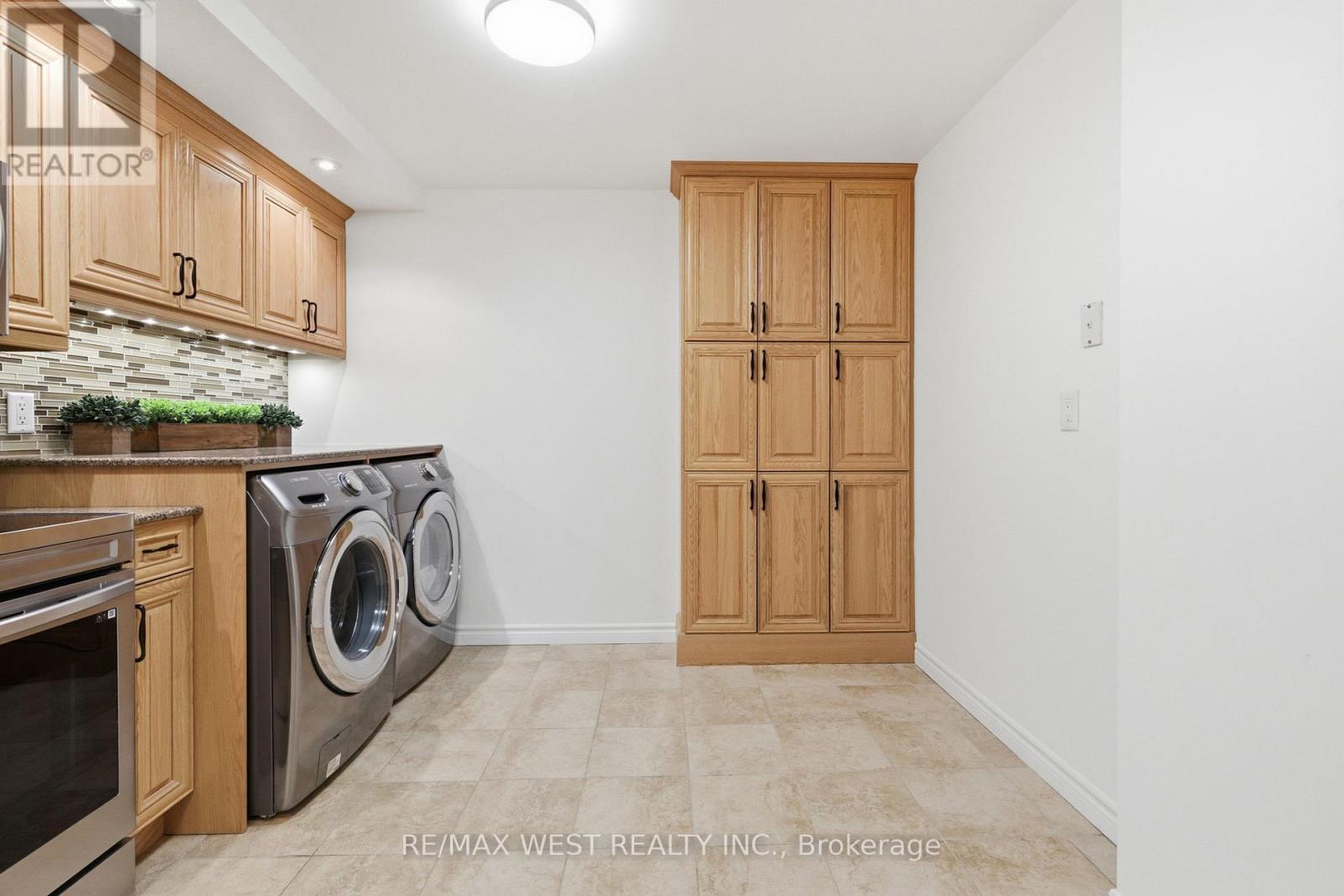 #401 1275 MARKHAM ROAD - 14