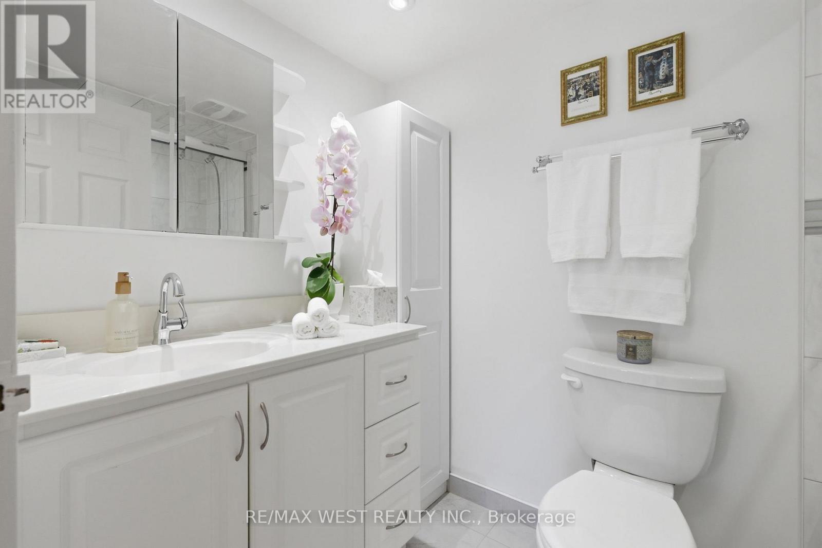 #401 1275 MARKHAM ROAD - 24