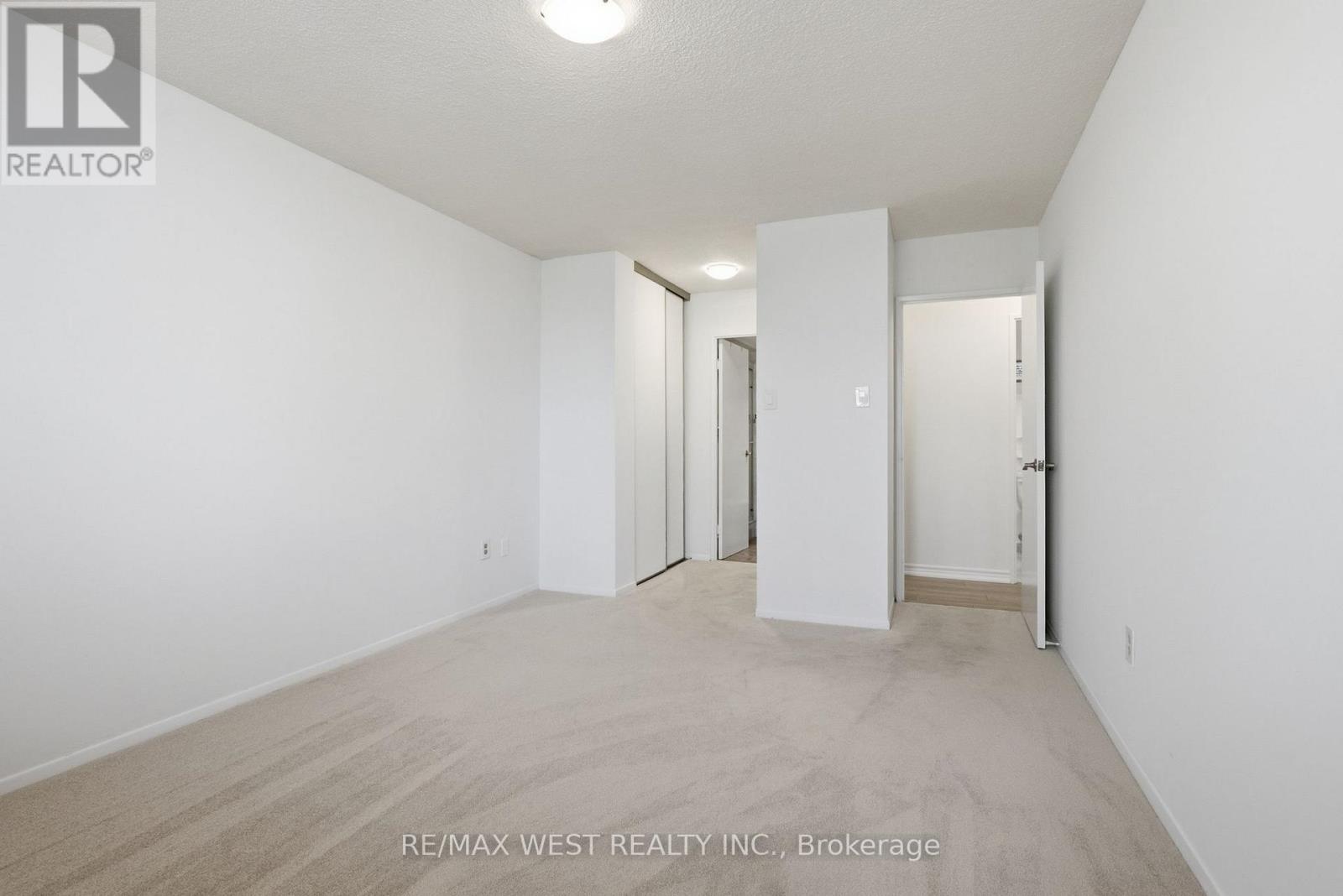 #401 1275 MARKHAM ROAD - 27