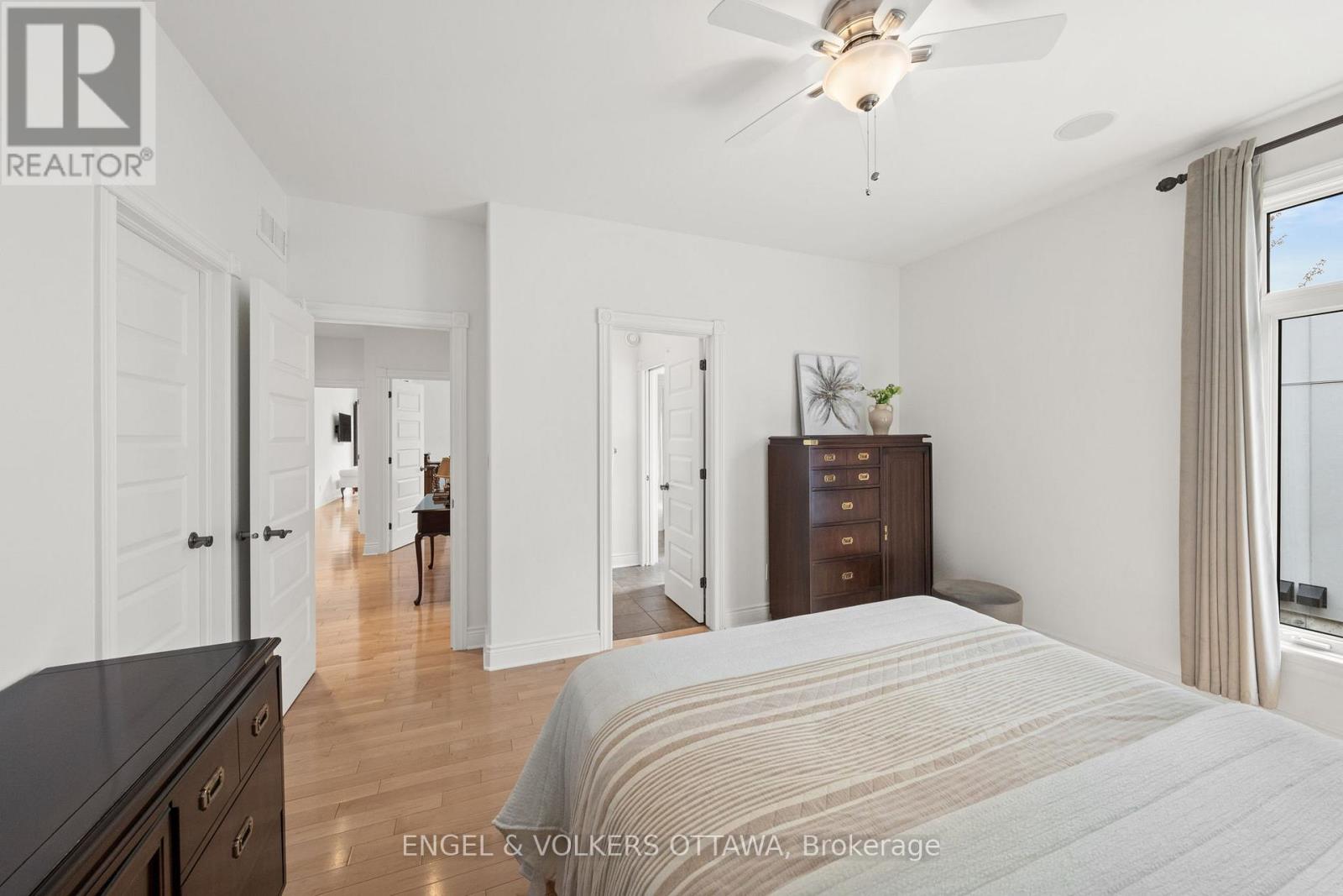 25 WINDING WAY - 26