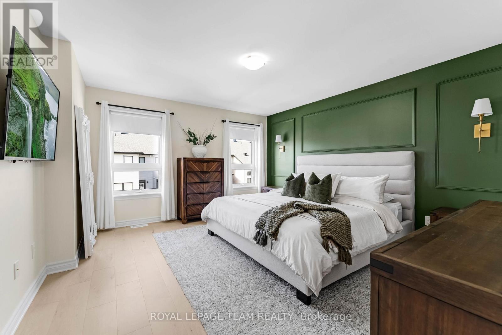 808 CHIPPING CIRCLE - 21