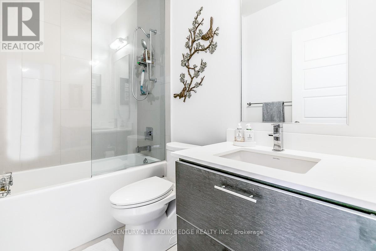#97 303 BROWARD WAY - 21
