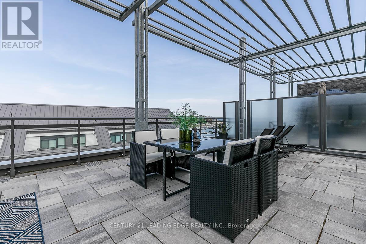 #97 303 BROWARD WAY - 31