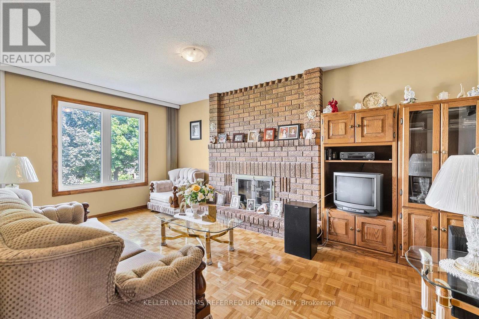 160 MILLER PARK AVENUE - 12