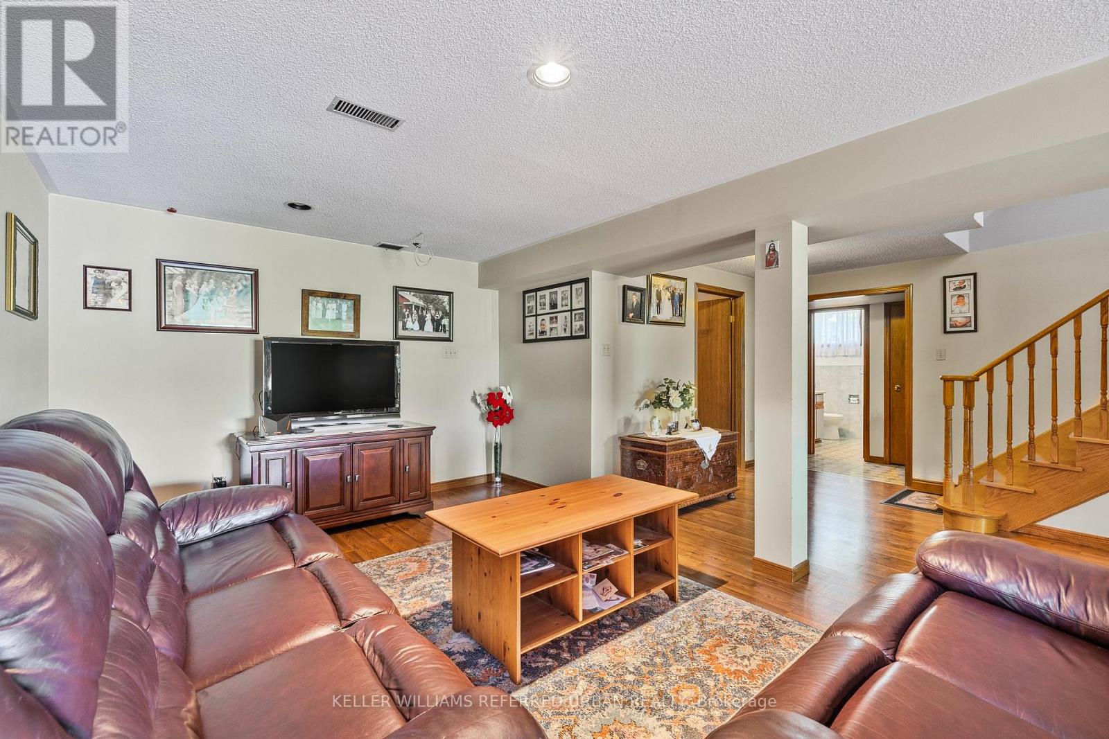 160 MILLER PARK AVENUE - 22