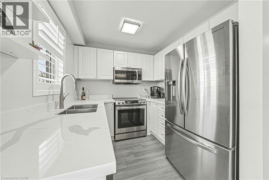 2259 SETON Crescent, Burlington, Ontario, L7L6Y4 — Photo 10