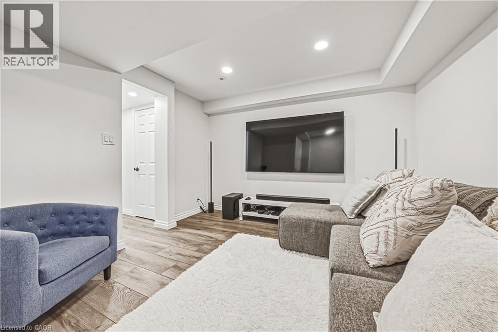 2259 SETON Crescent, Burlington, Ontario, L7L6Y4 — Photo 24