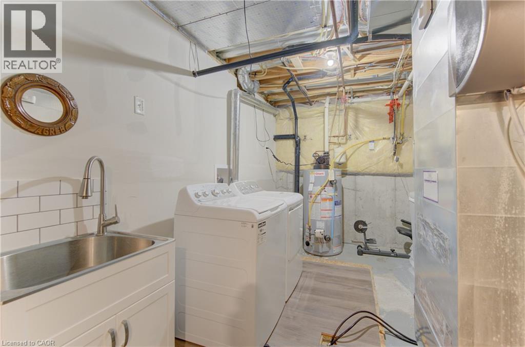 369 ZELLER Drive, Kitchener, Ontario, N2A0A3 — Photo 10