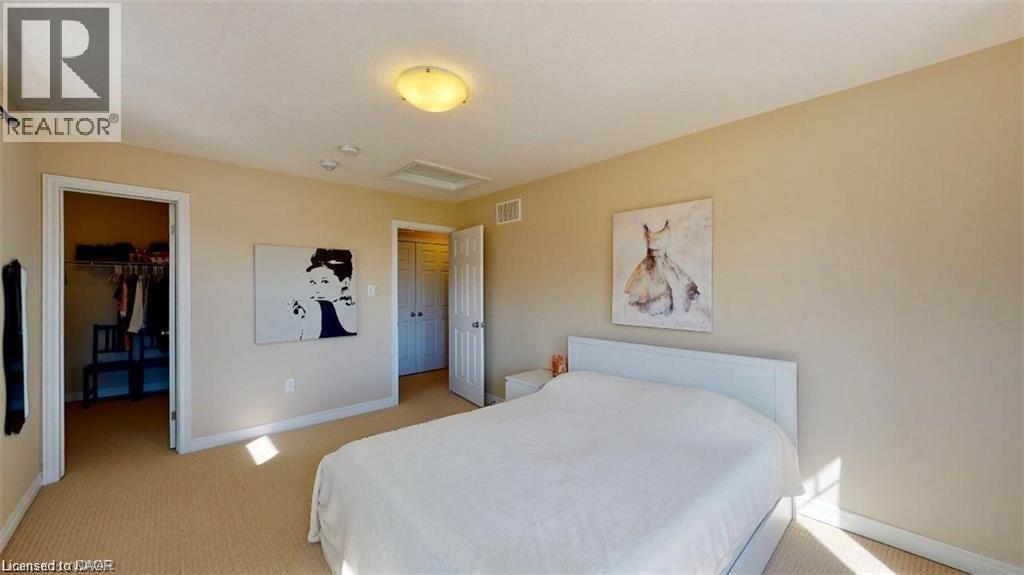 1112 FAIRWAY ROAD NORTH Road Unit# B, Kitchener, Ontario, N2A0J3 — Photo 14