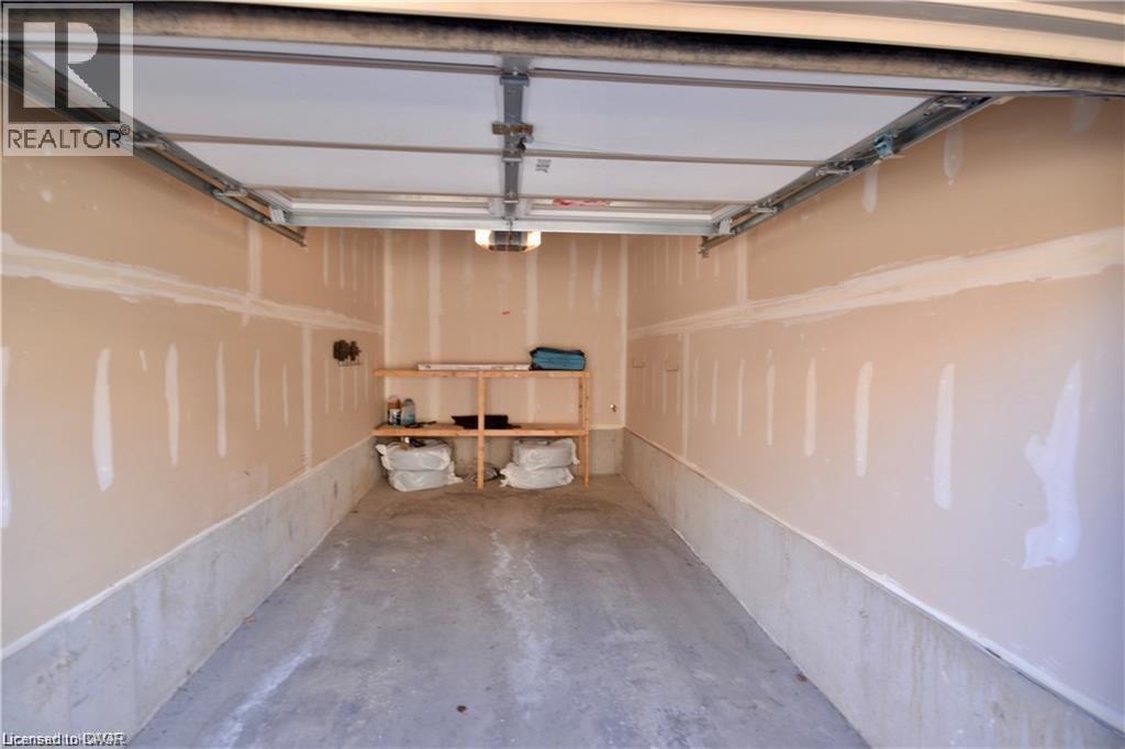 1112 FAIRWAY ROAD NORTH Road Unit# B, Kitchener, Ontario, N2A0J3 — Photo 17