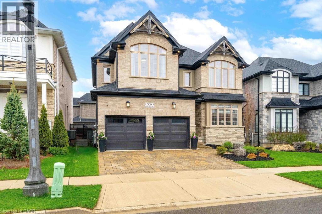 908 PONDCLIFFE Court, Kitchener, Ontario, N2R0M4 — Photo 2