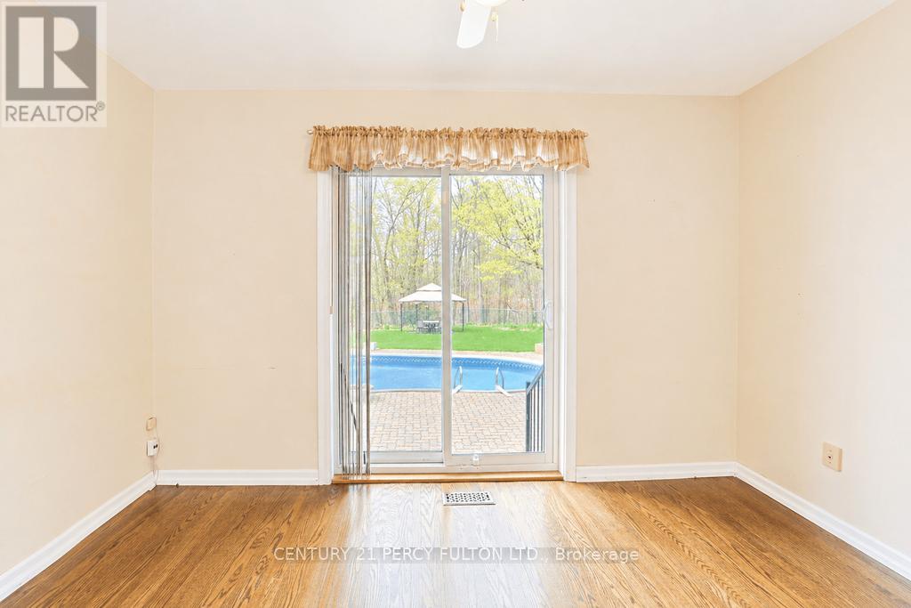 1386 FOREST GLADE ROAD - 19
