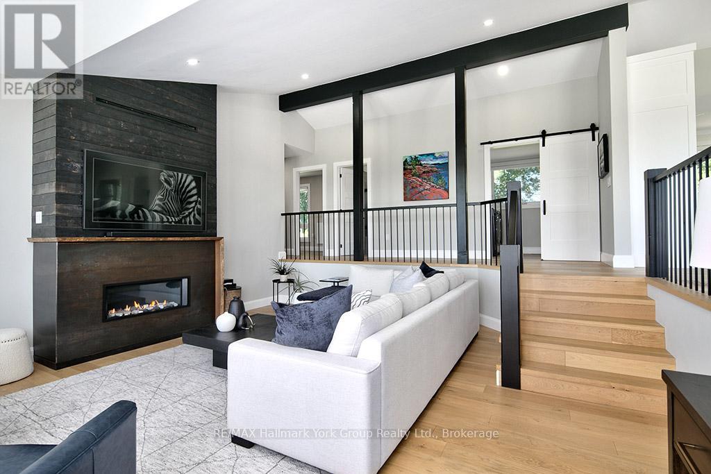 125 MOUNTAIN ROAD - 14