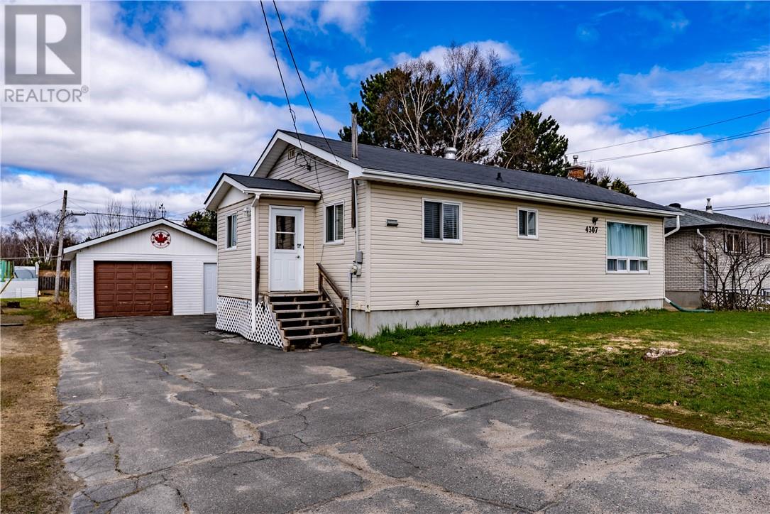 4307 Notre Dame Avenue, Hanmer, Ontario, P3P1L3 — Photo 21
