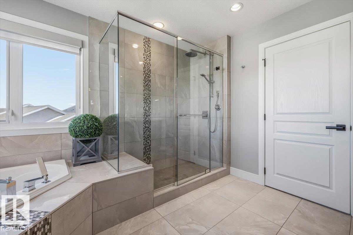 819 ALBANY CV NW, Edmonton