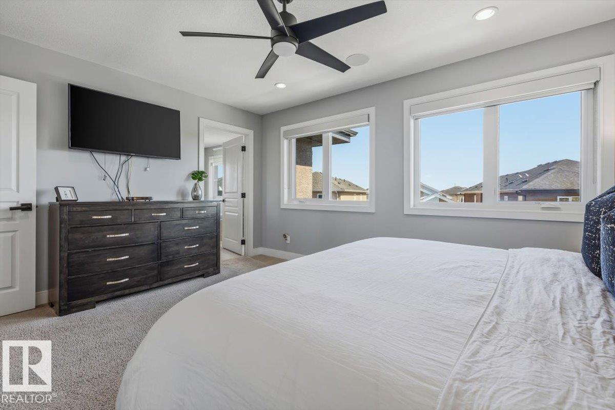 819 ALBANY CV NW, Edmonton