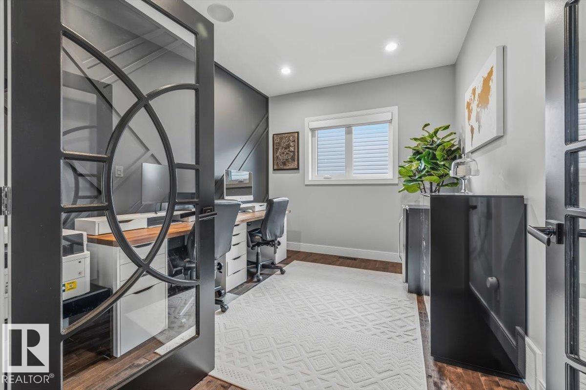 819 ALBANY CV NW, Edmonton