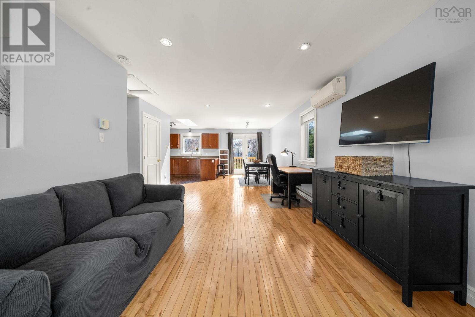 Property 10 of 49 of 17A Hartlen Avenue