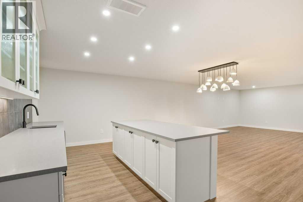 10 Twin Rose Court - 42
