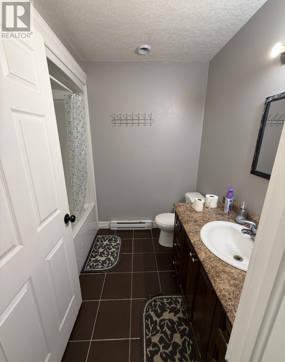8 Ford Crescent - 14