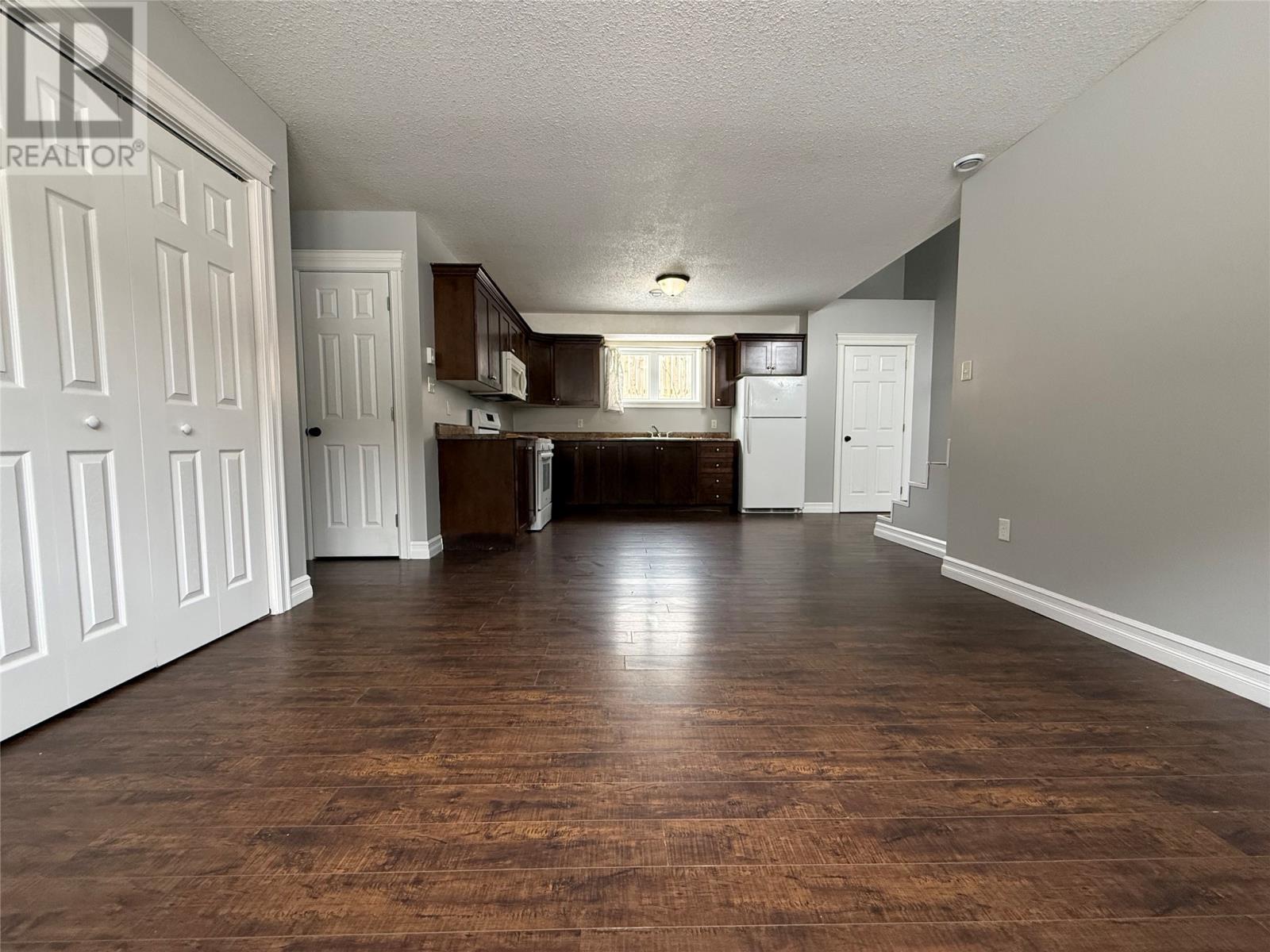 8 Ford Crescent - 17