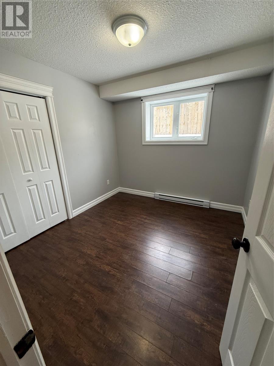 8 Ford Crescent - 23