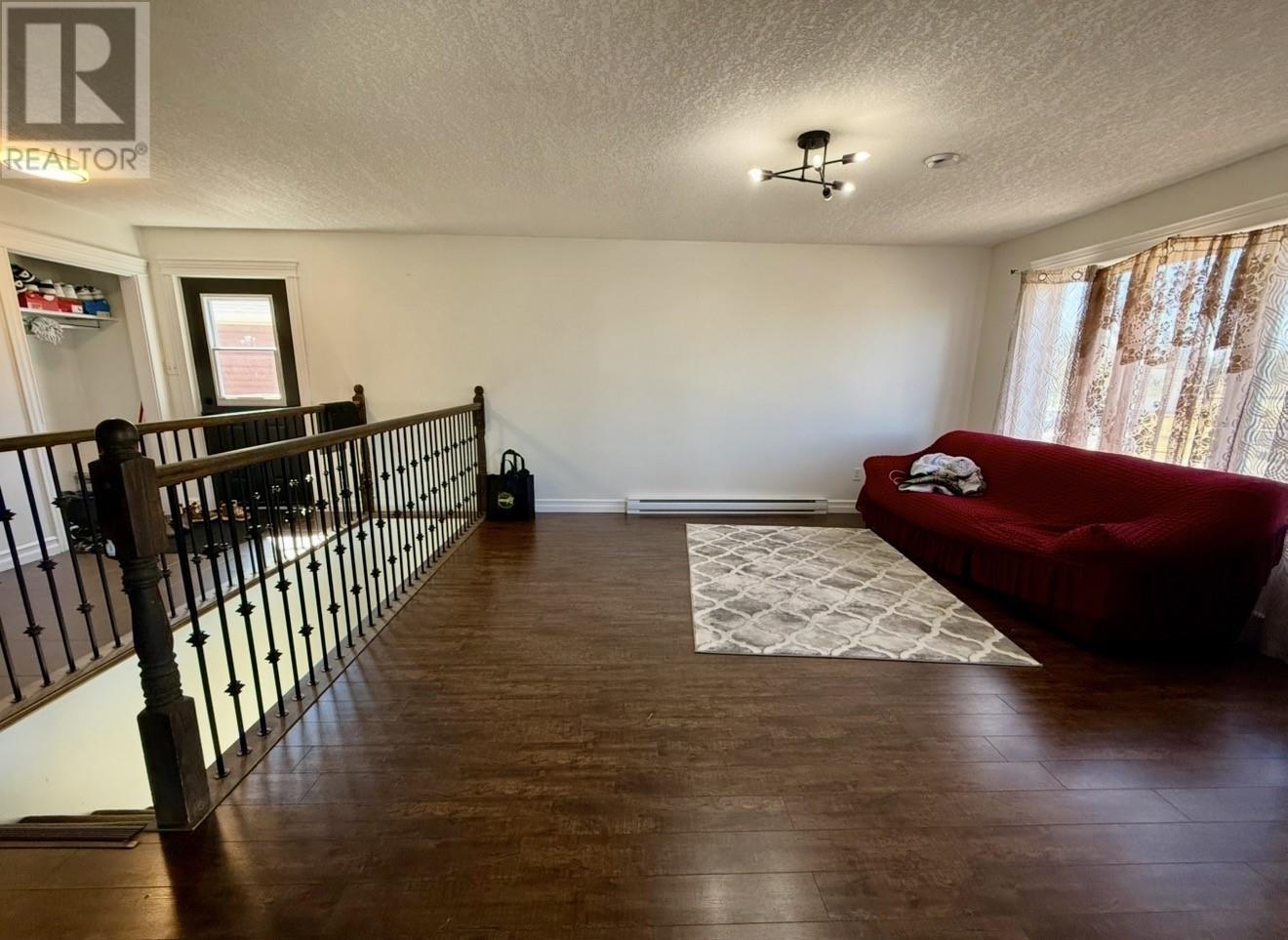 8 Ford Crescent - 7