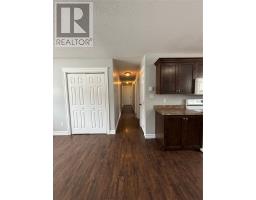8 Ford Crescent thumbnail 19