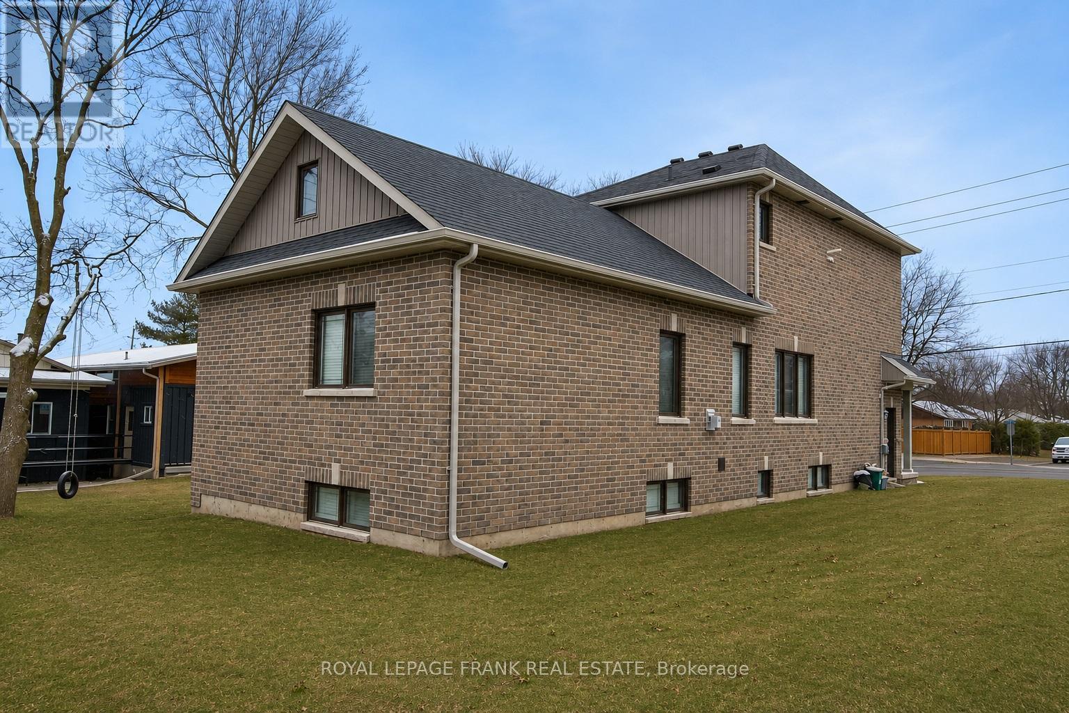 58 VIPOND ROAD - 2