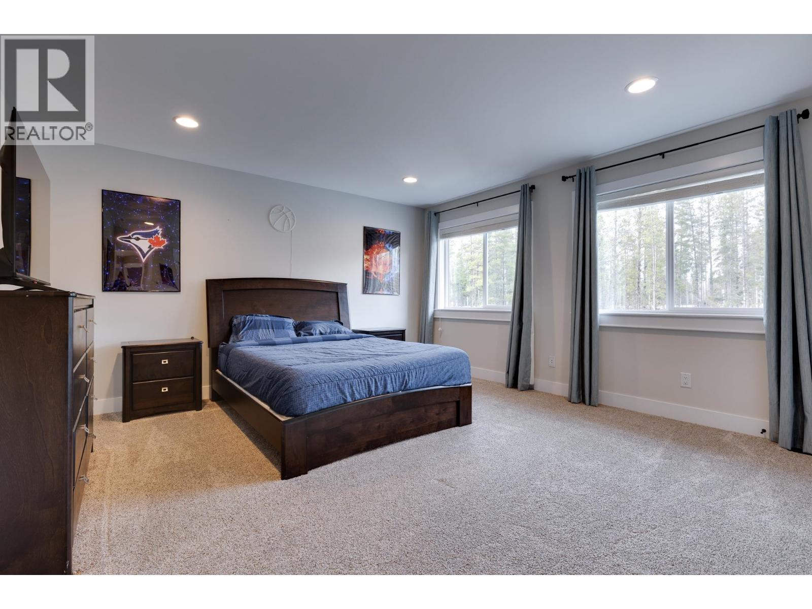 3820 REEVES DRIVE - 18