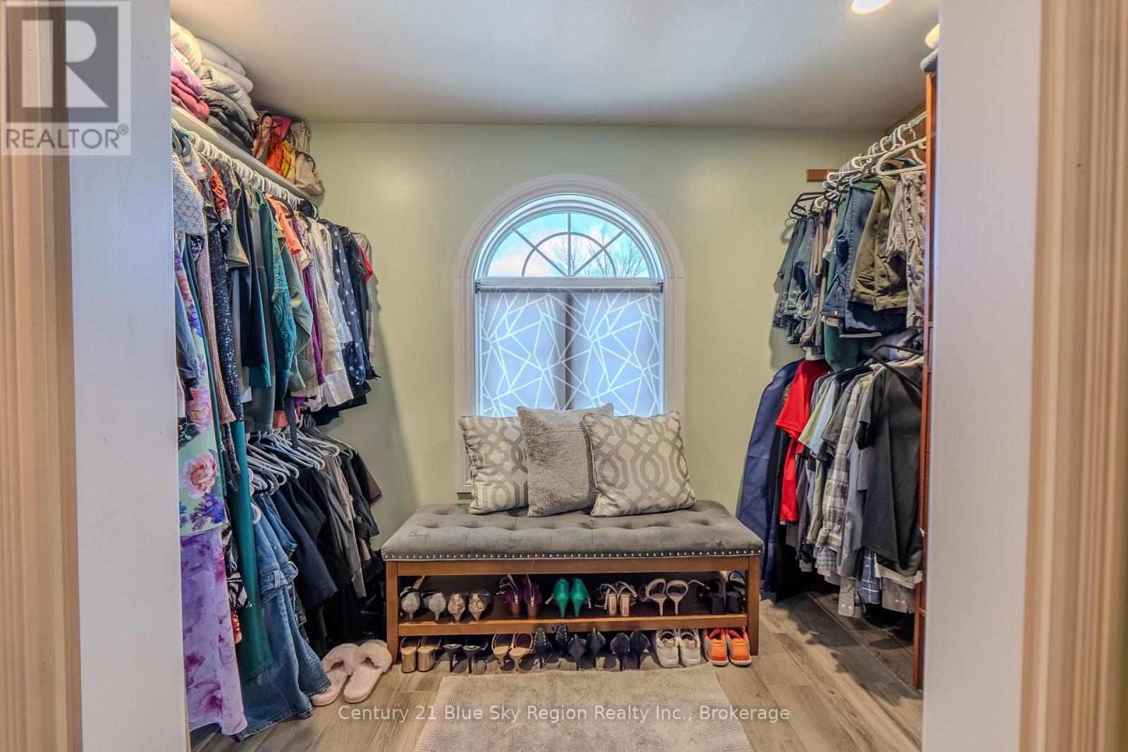 137 WHITNEY AVENUE - 17