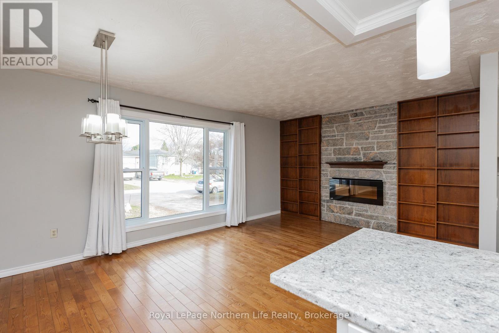 57 NANCY DRIVE - 18