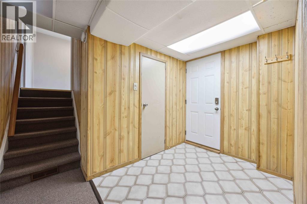 1060 Camelot CRESCENT, Sarnia, Ontario, N7S3L3 — Photo 23