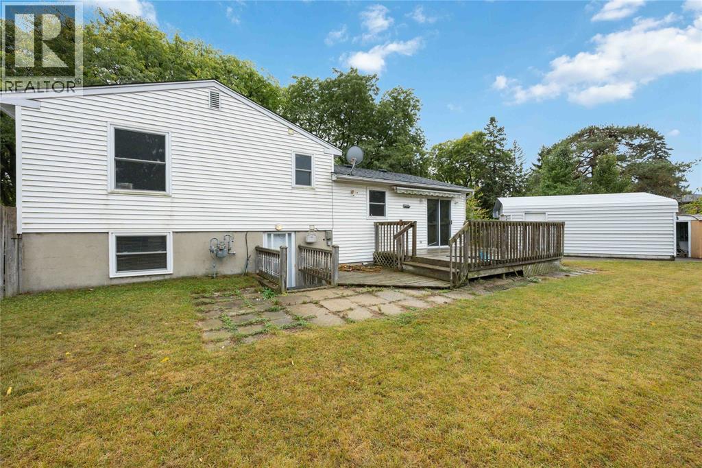 1060 Camelot CRESCENT, Sarnia, Ontario, N7S3L3 — Photo 31