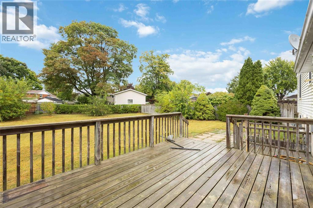 1060 Camelot CRESCENT, Sarnia, Ontario, N7S3L3 — Photo 33