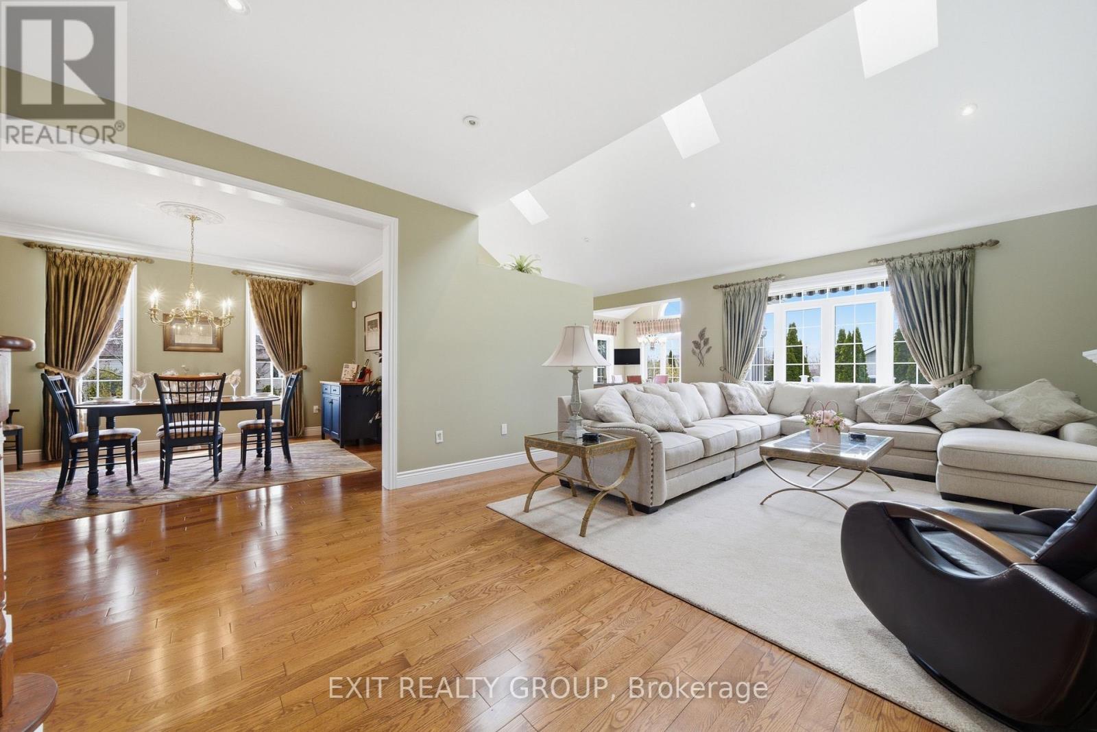 25 SHEWMAN ROAD - 11