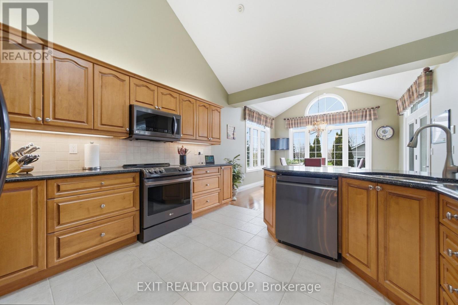 25 SHEWMAN ROAD - 6
