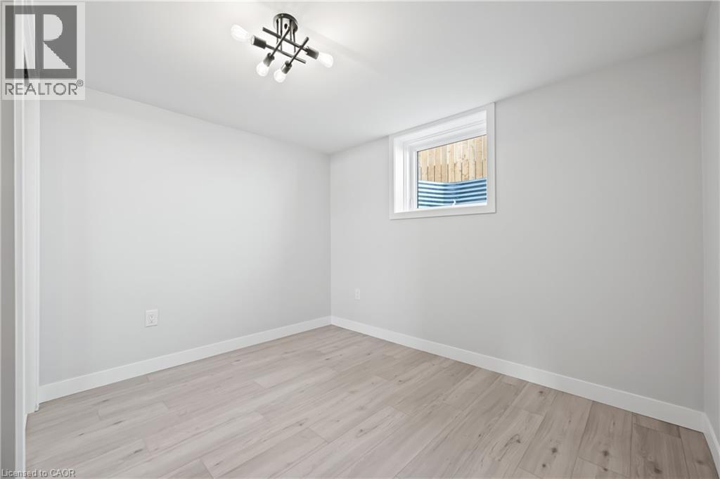 1180 UNION Street, Kitchener, Ontario, N2H6K2 — Photo 35